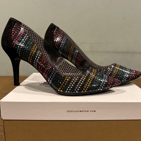 Pumps - Picture 4 of 4